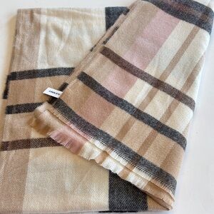 Old Navy Soft Wrap/Scarf